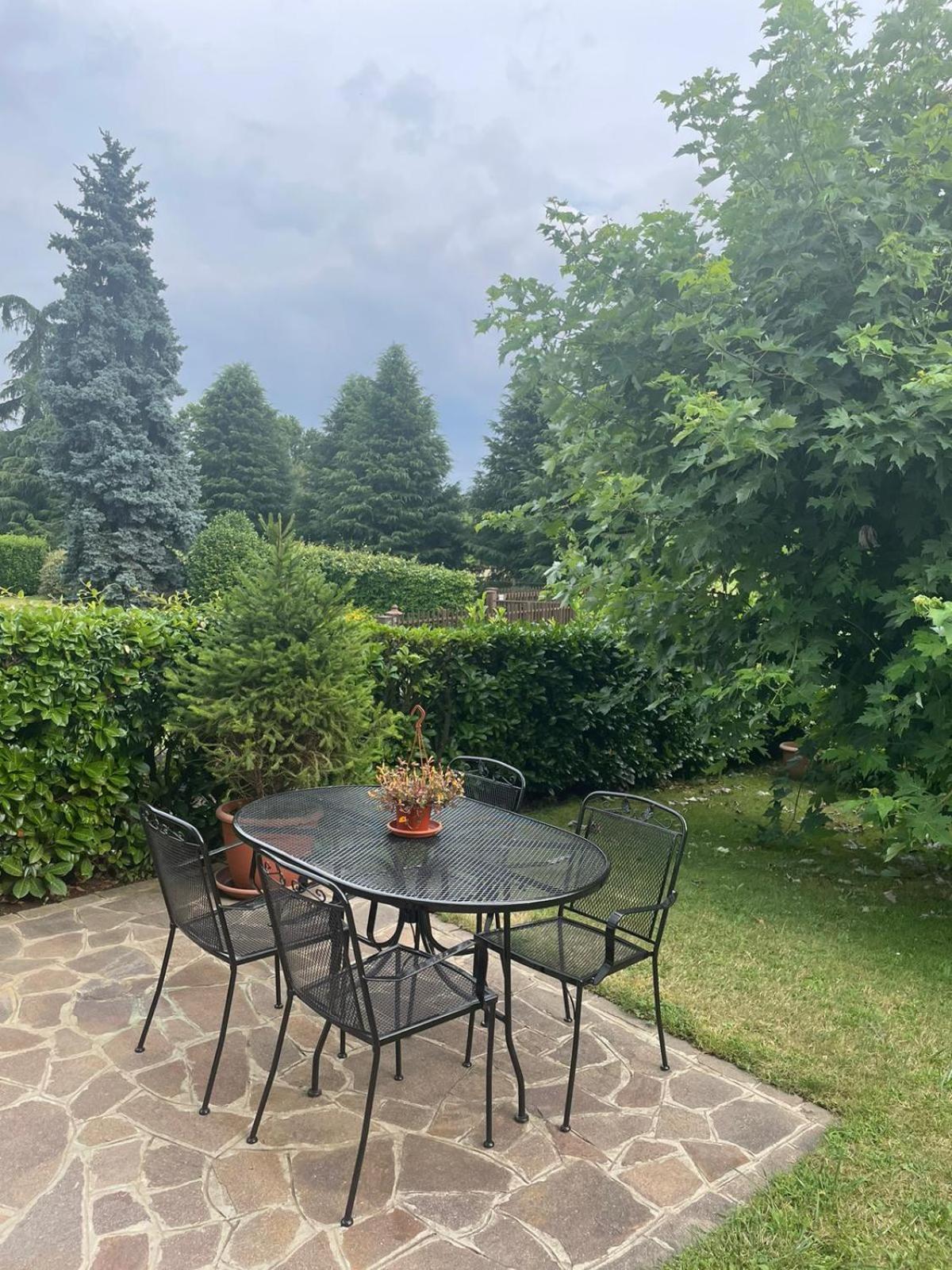 B&B Marilena Guanzate 외부 사진